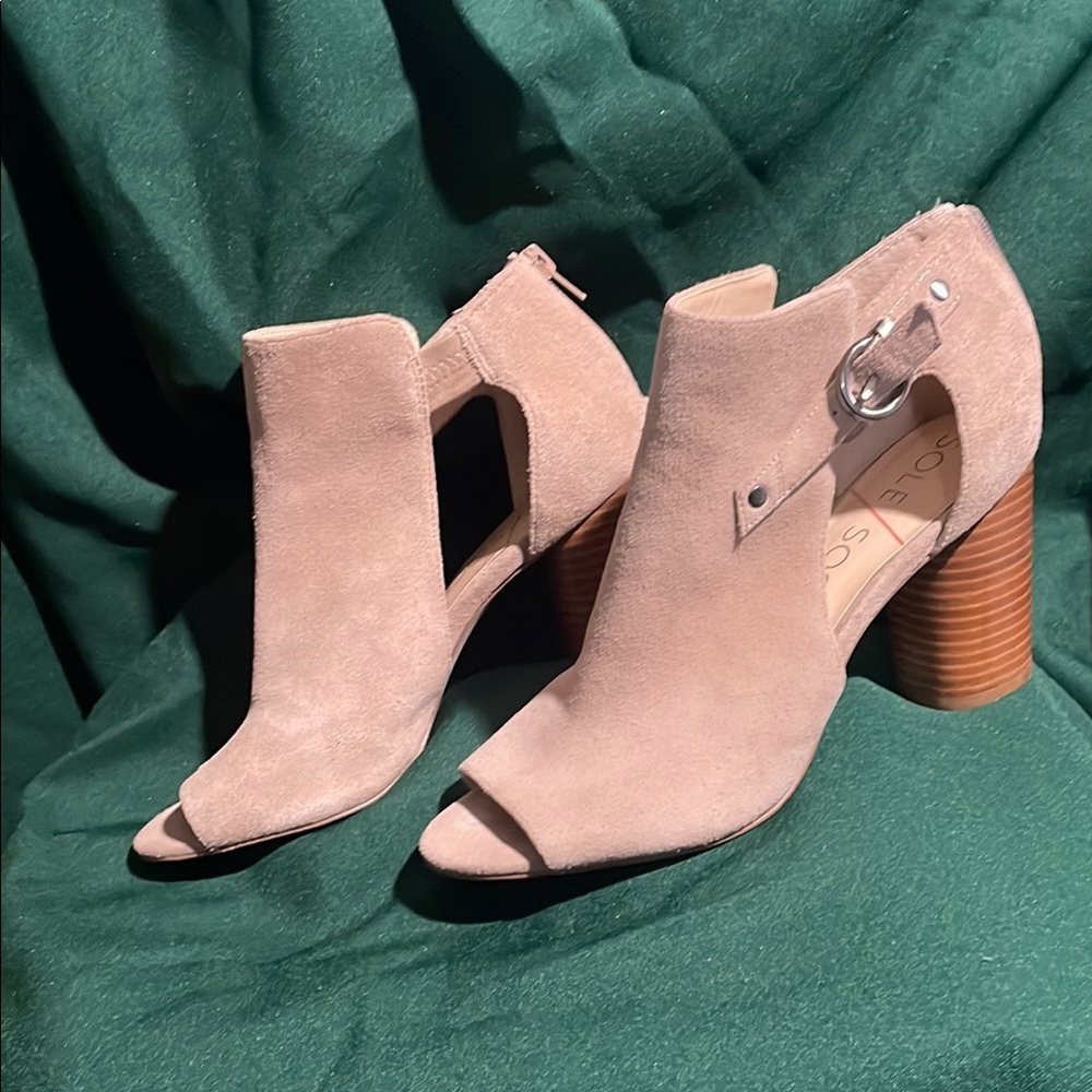 Sole Society Women's Tan Peep-Toe Booties